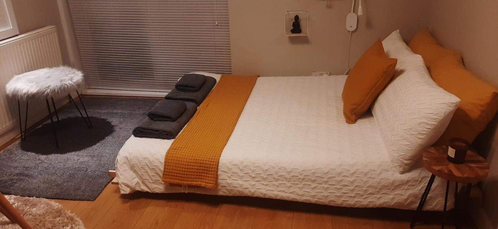 Alross Studio Flat / Private Bathroom London Ngoại thất bức ảnh
